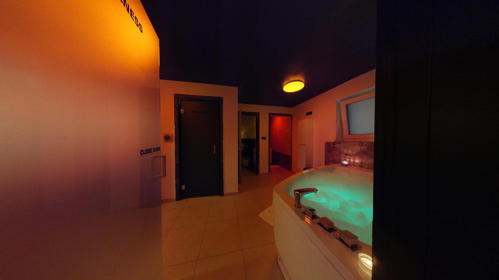 Resort Timaja - Pool, Massage Pool, Sauna Trebnje 外观 照片